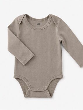 H&M Long-Sleeve Baby Bodysuit in Taupe Gray